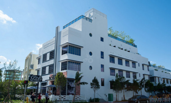 Gale Hotel 02
